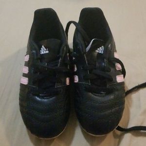 Adidas girls soccer cleats size 11